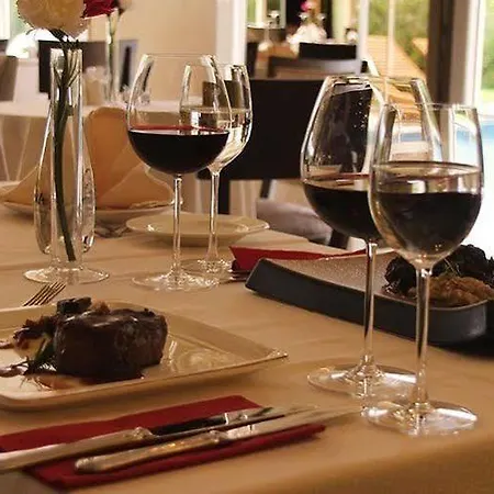 ذا إسكيب 5* آغفا